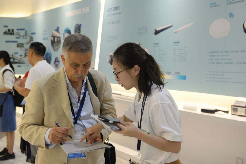2022guangzhou international lighting exhibition-Custom cob led